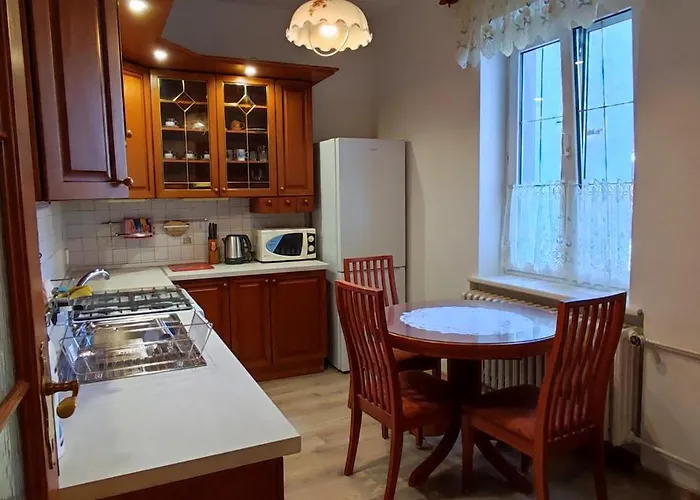 - - Robotnicka Appartement